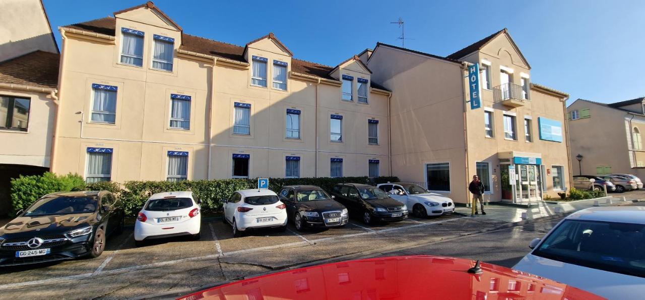 Kyriad Direct Arpajon Esterno foto