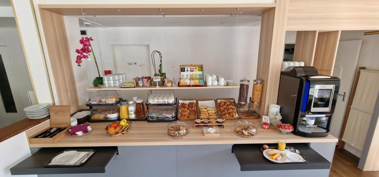 Kyriad Direct Arpajon Esterno foto