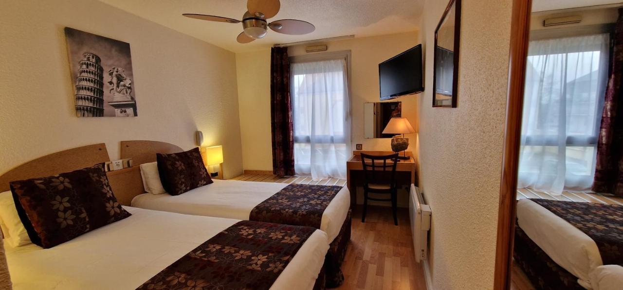 Kyriad Direct Arpajon Esterno foto