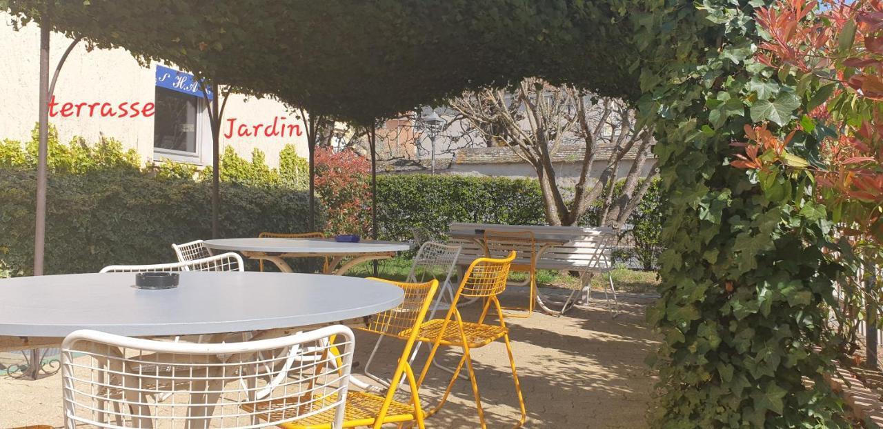 Kyriad Direct Arpajon Esterno foto